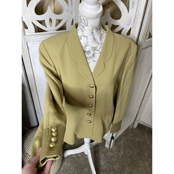 Louis Feraud Tan Silk Blend Button-Up Blazer Size 14 Gold Button - Picture 2 of 5